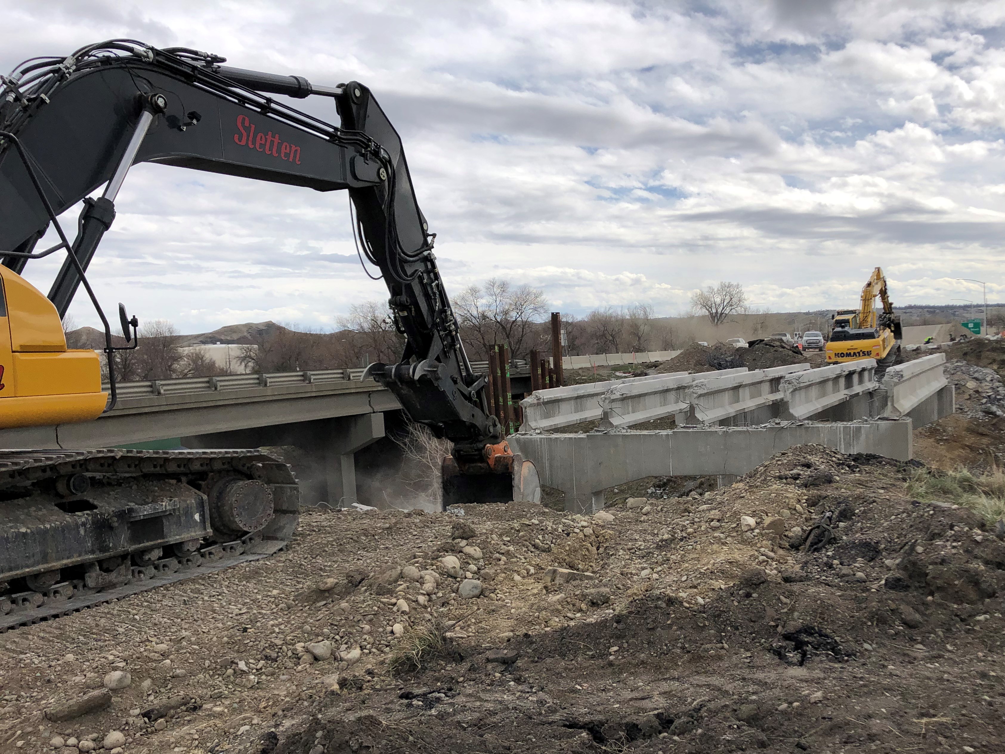 I90 Yellowstone River Project Billings Construction April 2022